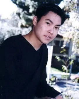 A commemorative portrait of rapper Sung Yueh-ting: a young face, quiet in expression.