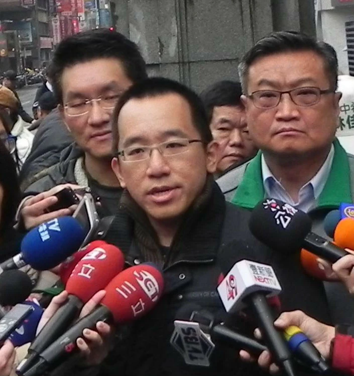 陳致中：三次被選進高雄市議會，兩次的任期結束在法條裡
